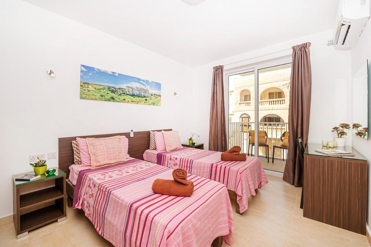 Summer Breeze Comfort Sunny Apartments Close To The Sandy Beaches - By Getawaysmalta Mellieħa Eksteriør billede