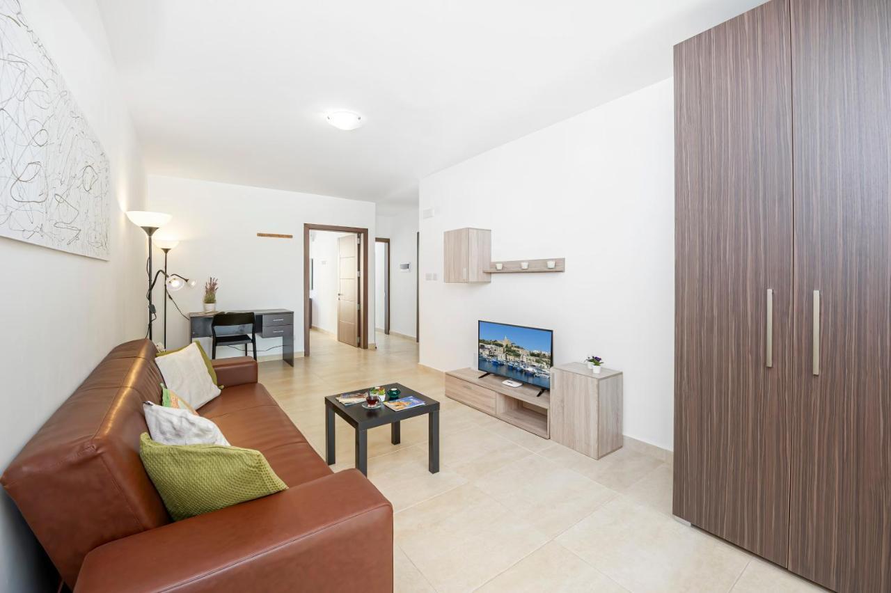 Summer Breeze Comfort Sunny Apartments Close To The Sandy Beaches - By Getawaysmalta Mellieħa Eksteriør billede