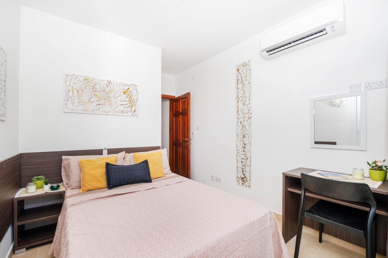 Summer Breeze Comfort Sunny Apartments Close To The Sandy Beaches - By Getawaysmalta Mellieħa Eksteriør billede